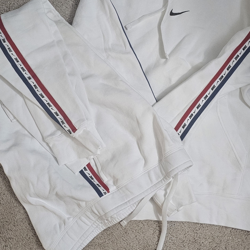 Unisex Nike jogging suit - Picture 4 of 4